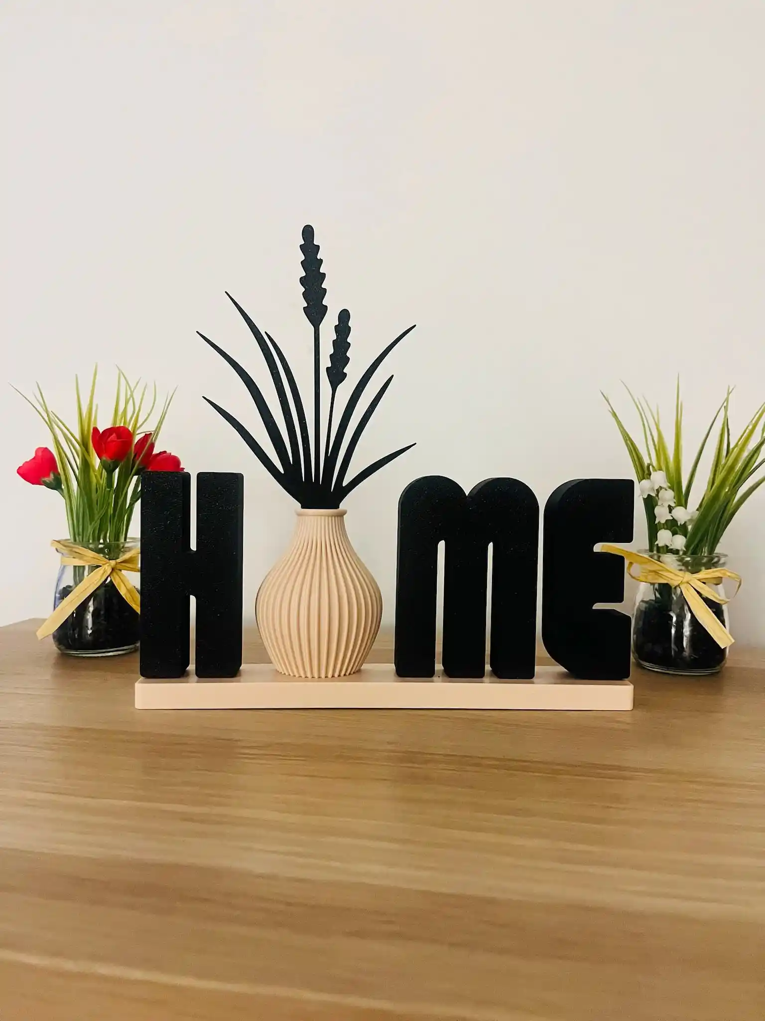 Letreiro HOME com Vaso Decorativo